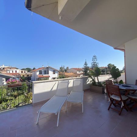 Hikkara Home Airport, Sea And Beach Carini Exterior foto
