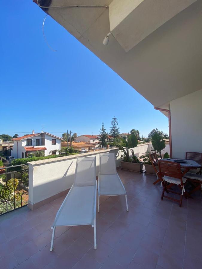 Hikkara Home Airport, Sea And Beach Carini Exterior foto